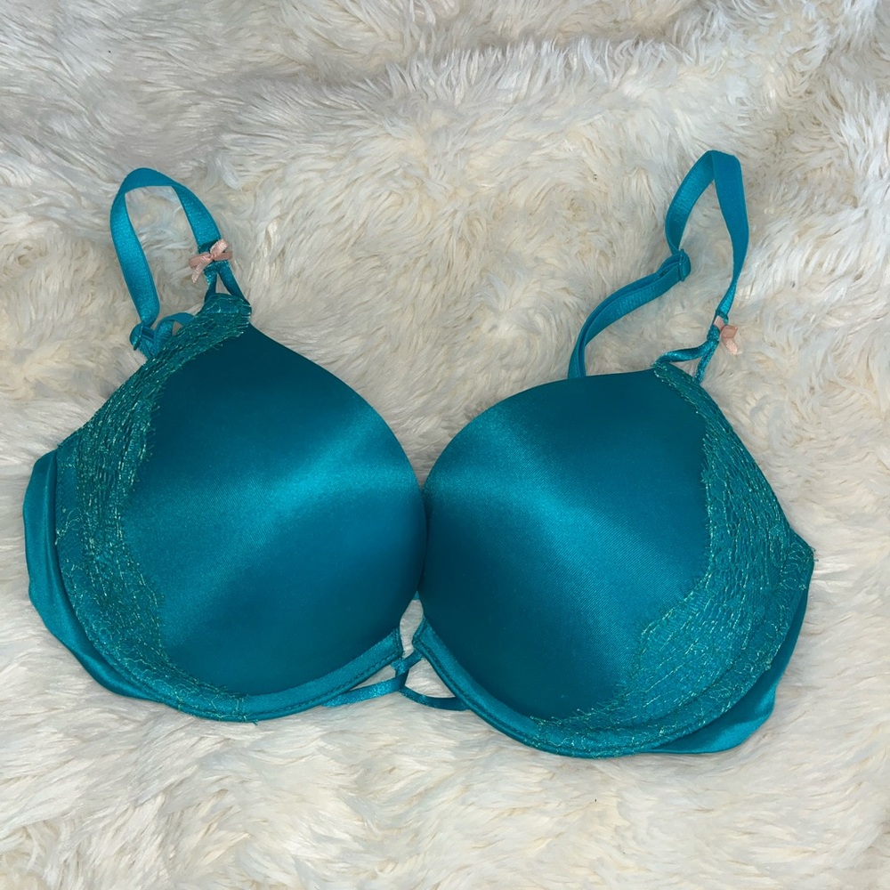 Victoria's Secret Turquoise Lace Bra push up 32c